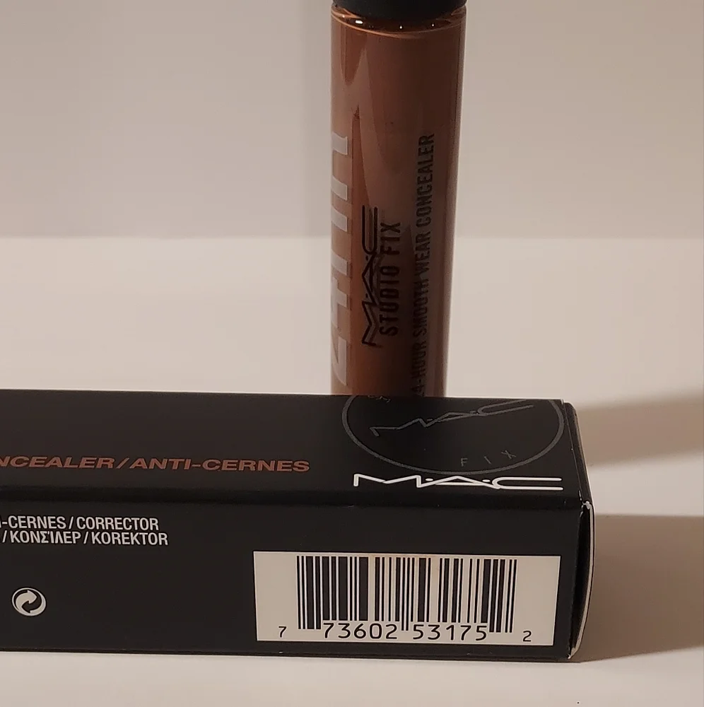MAC Studio Fix 24-Hour Smooth Wear Concealer *NW 53* / 0.24 oz / New in box
